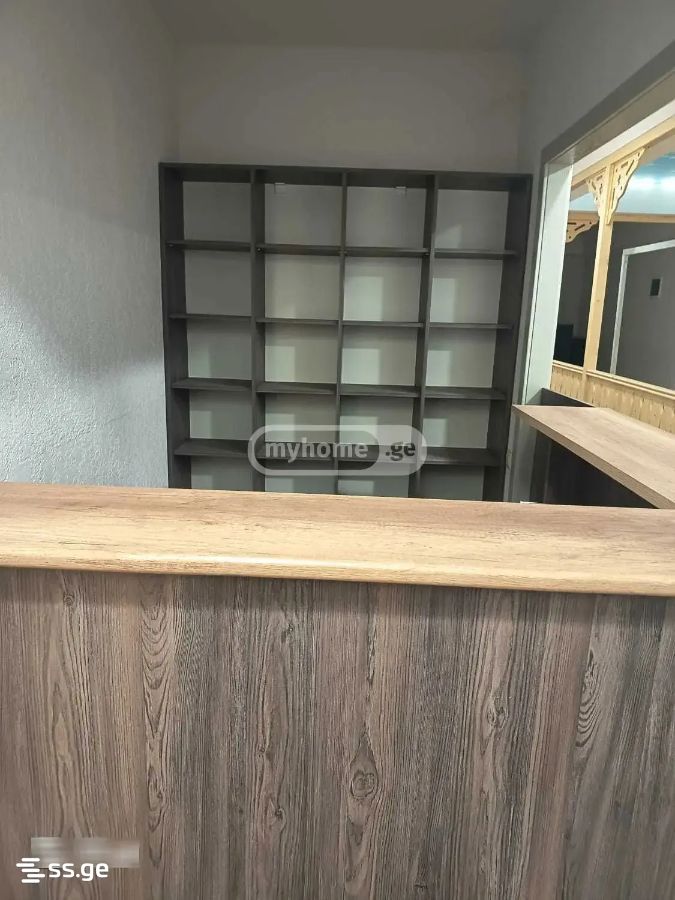Commercial Space For Sale. Isani view 3