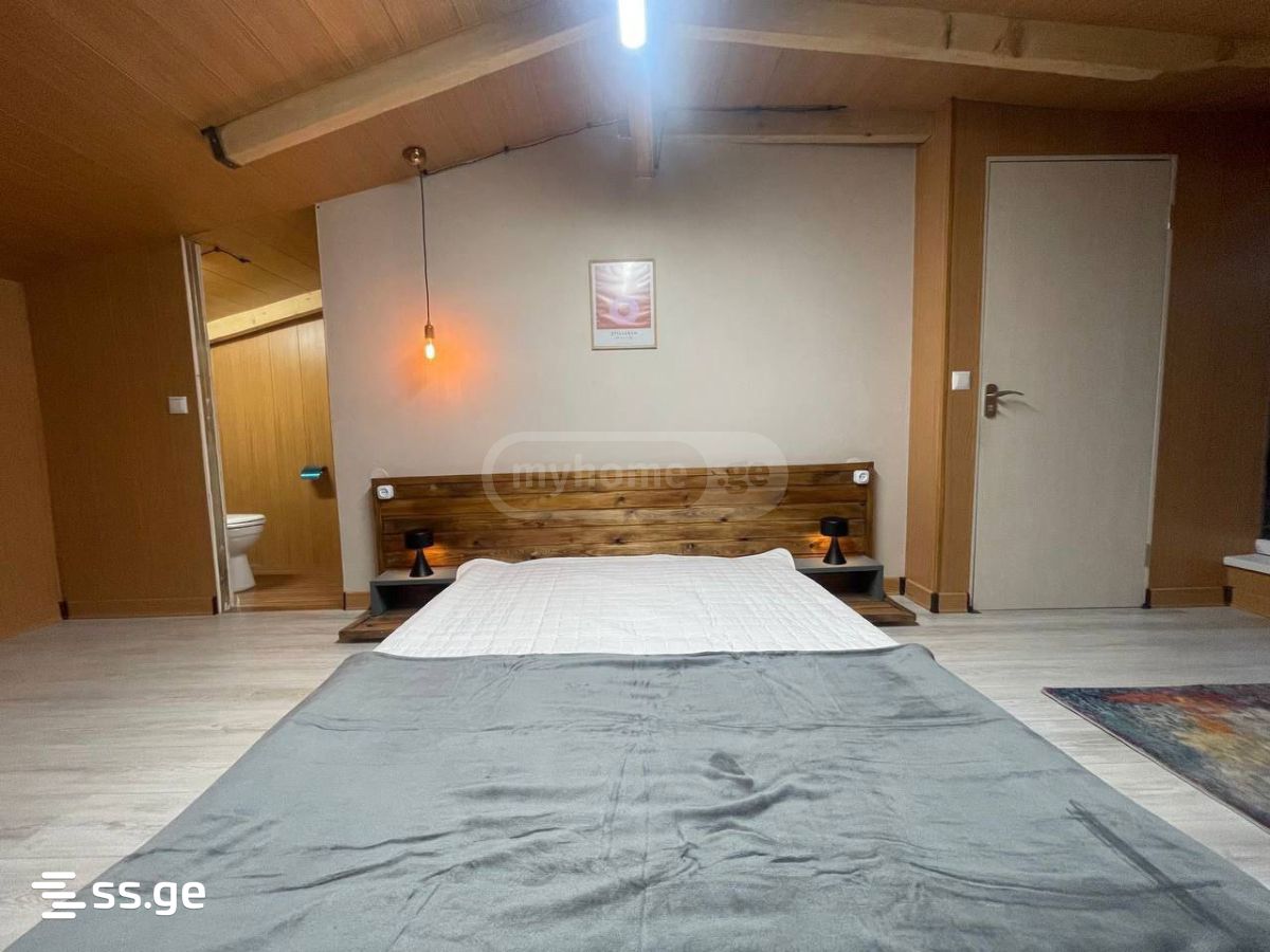 5 Room Hotel For Sale view 3