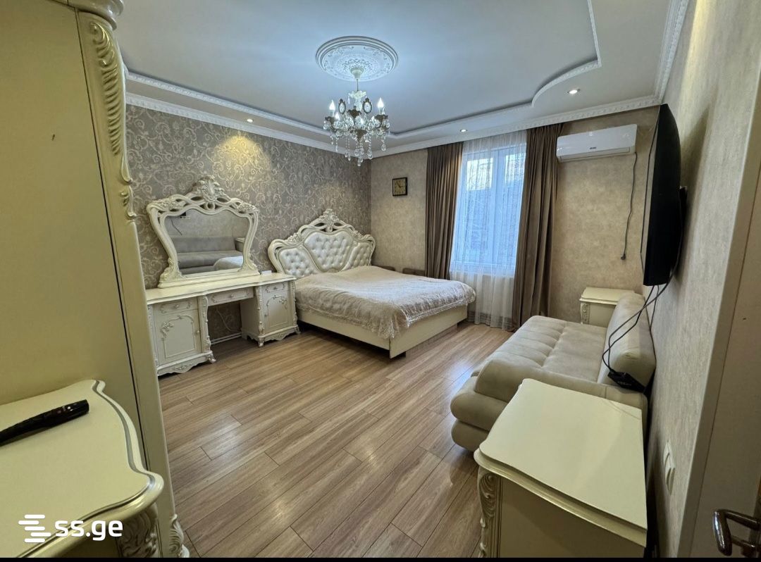 5 Room Private House For Sale, 1 of 4
