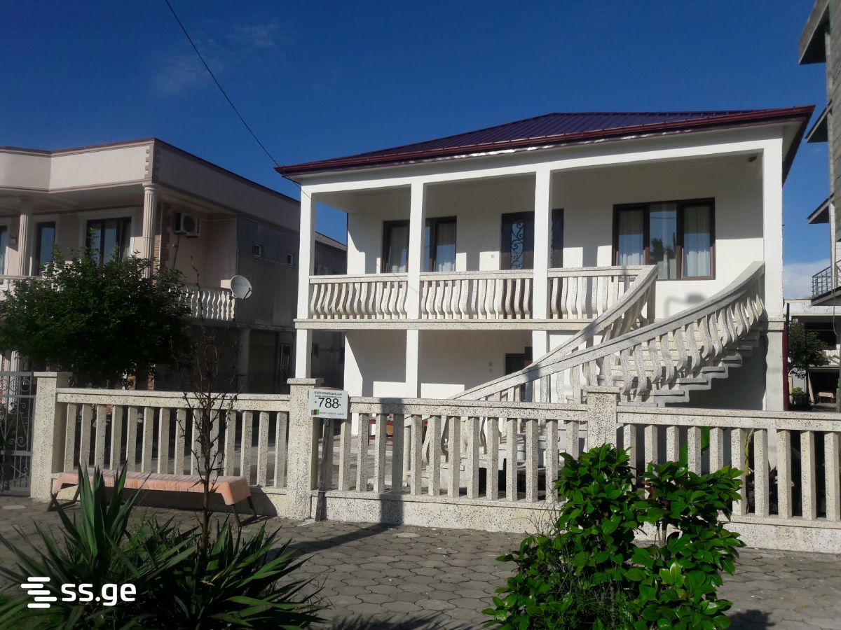 Private House Daily Rent. Kobuleti, 1 of 4