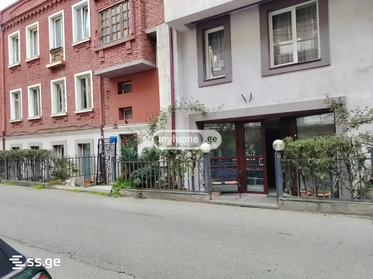 9 Room Hotel For Rent. Sololaki view 13