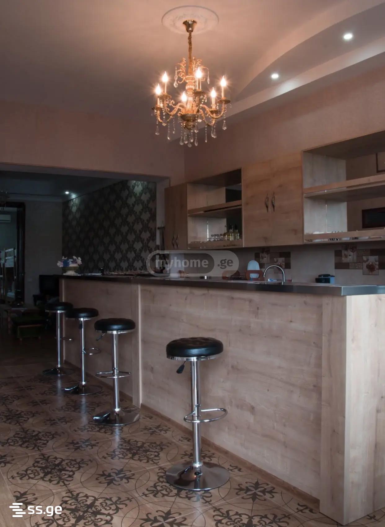 10 Room Private House For Rent. Vera view 9