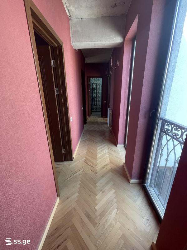 6 Room Private House For Sale view 44