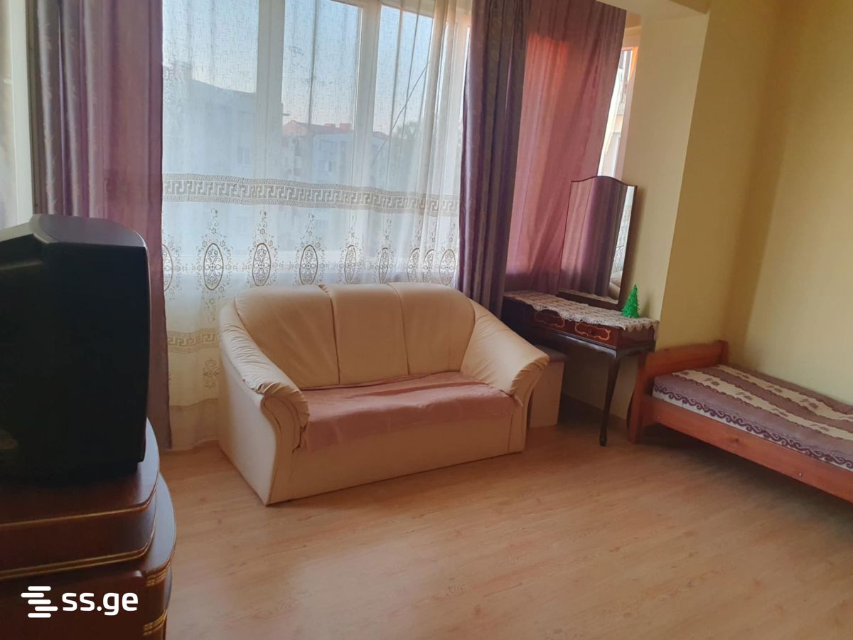 1 Room Flat Daily Rent. Poti view 1