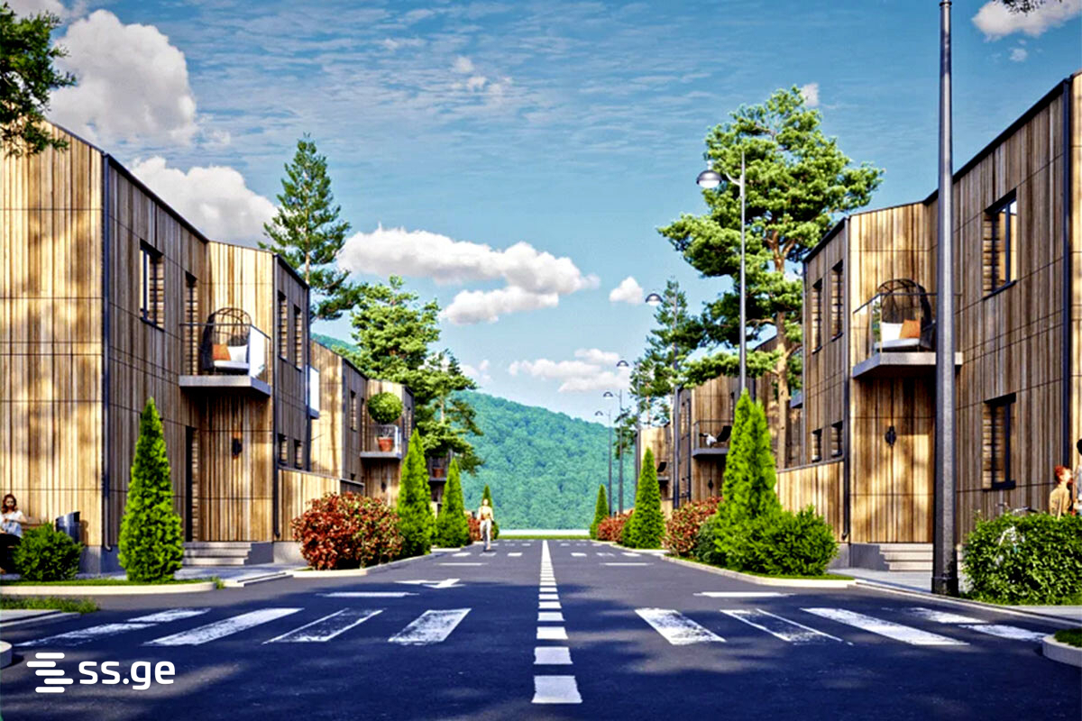 4 Room Private House For Sale view 2
