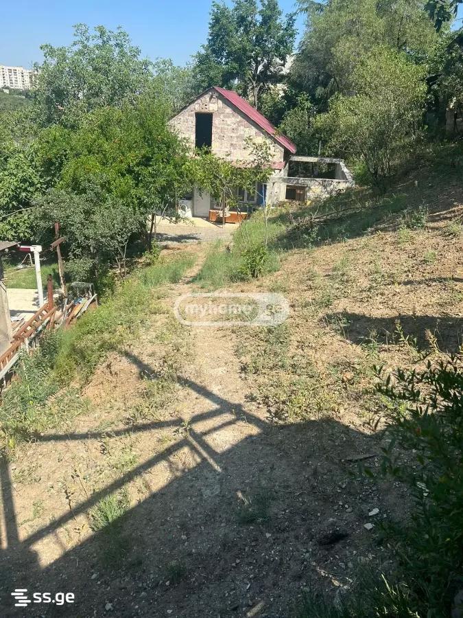 3 Room Private House For Sale view 2