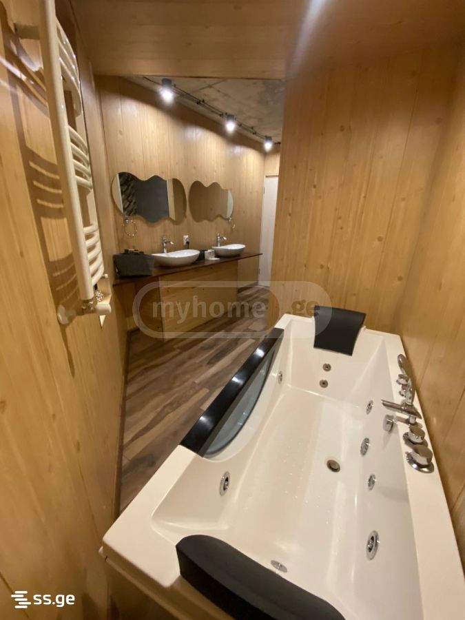 5 Room Hotel For Sale view 9