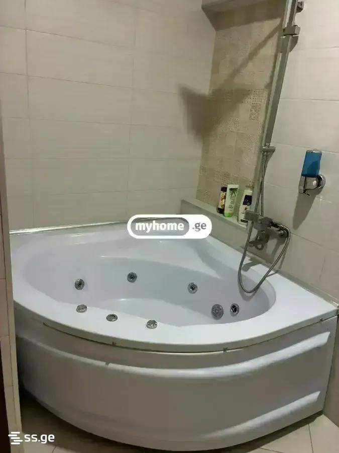 5 Room Hotel For Rent. Vera view 4