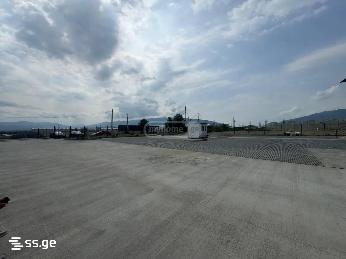 Store-Industrial Property For Rent. Natakhtari view 5