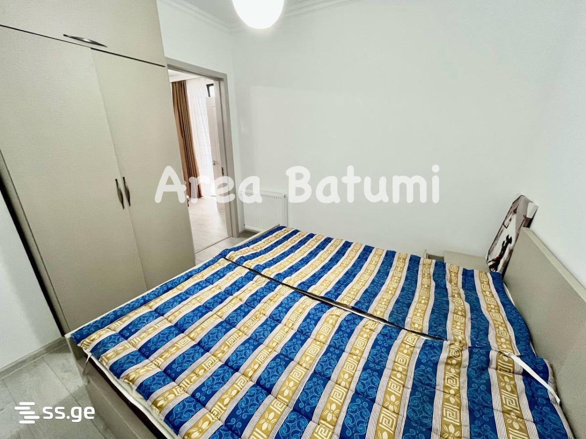3 Room Flat For Rent. Makhindjauri view 4