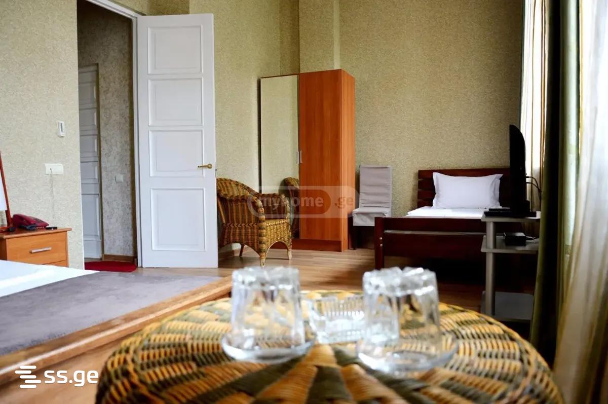 9 Room Hotel For Rent. Vera view 8