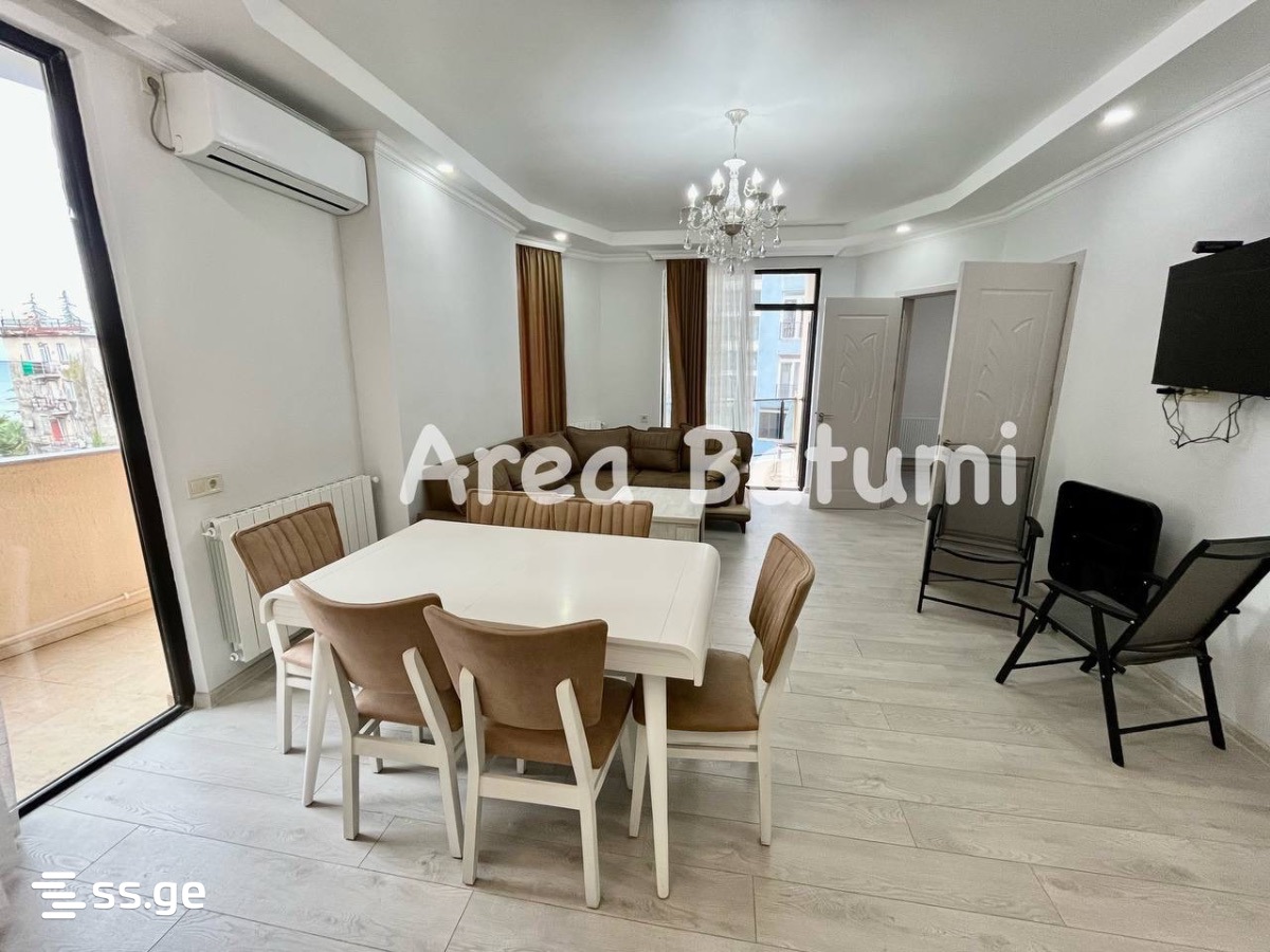 3 Room Flat For Rent. Makhindjauri view 1