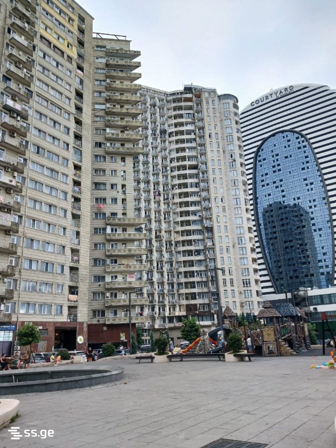 3 Room Flat Daily Rent. Batumi view 9