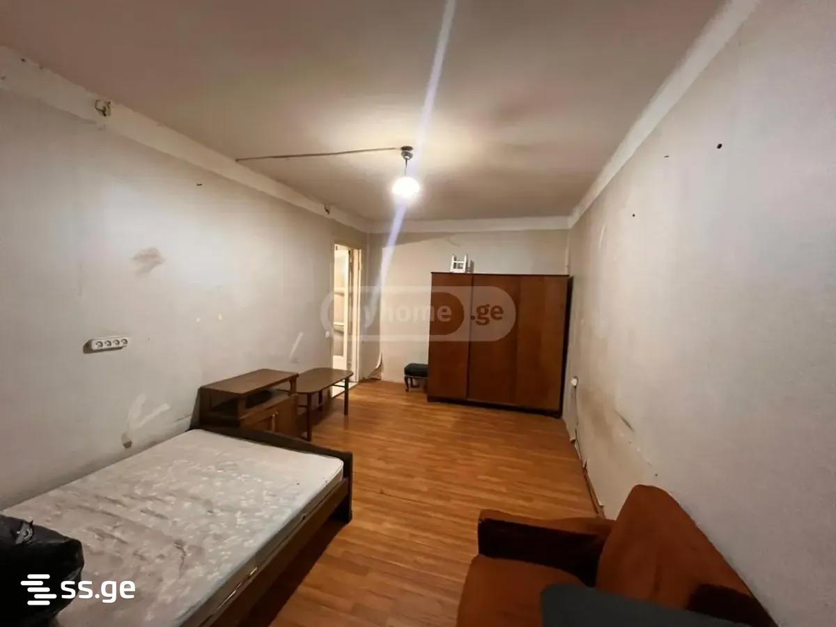 1 Room Flat For Sale, 2 of 4
