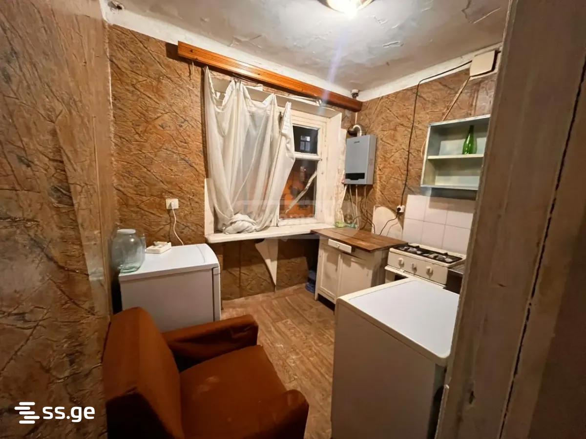 1 Room Flat For Sale, 1 of 4