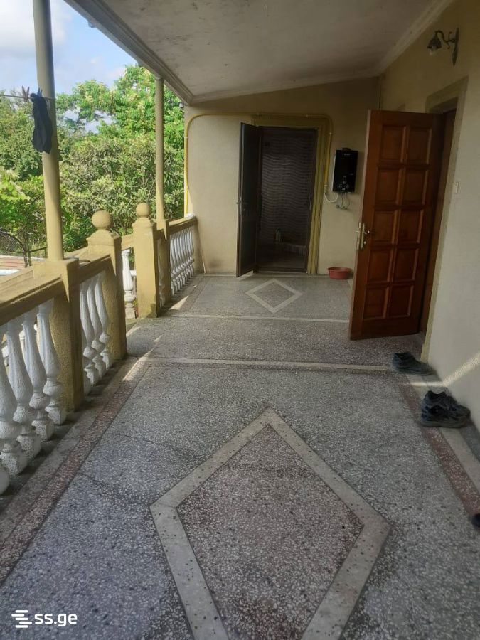 9 Room Private House For Sale view 7