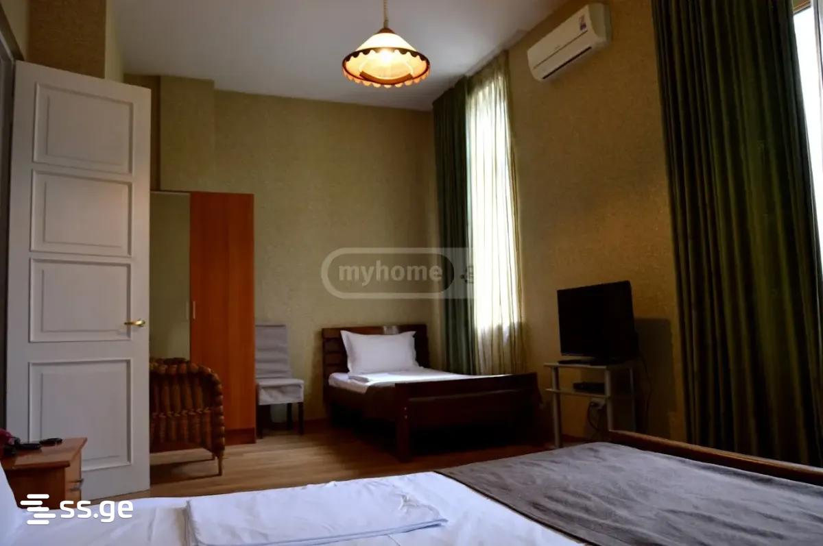 9 Room Hotel For Rent. Vera view 7