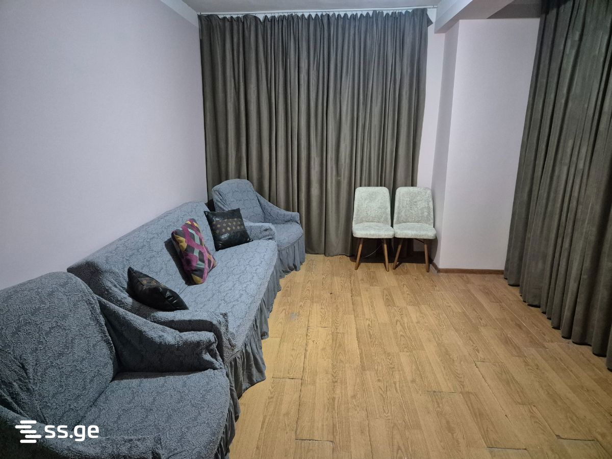 2 Room Flat For Rent. Poti view 1