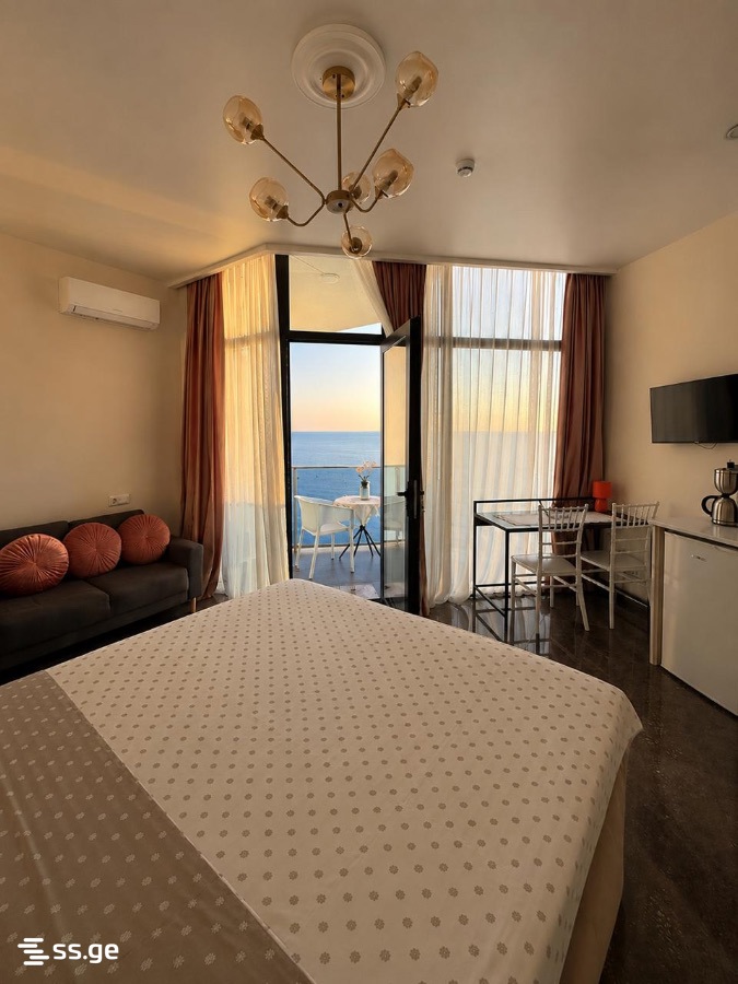 1 Room Flat Daily Rent. Gonio view 5