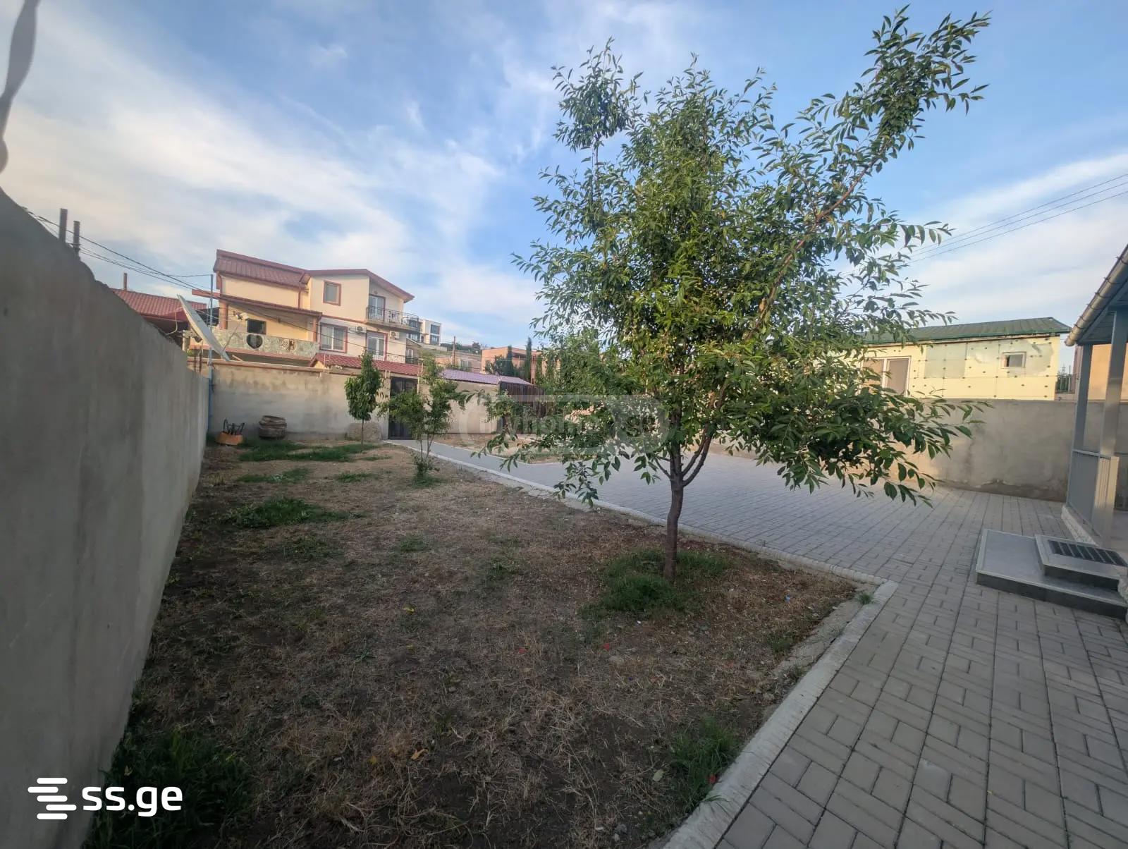 5 Room Private House For Sale view 8