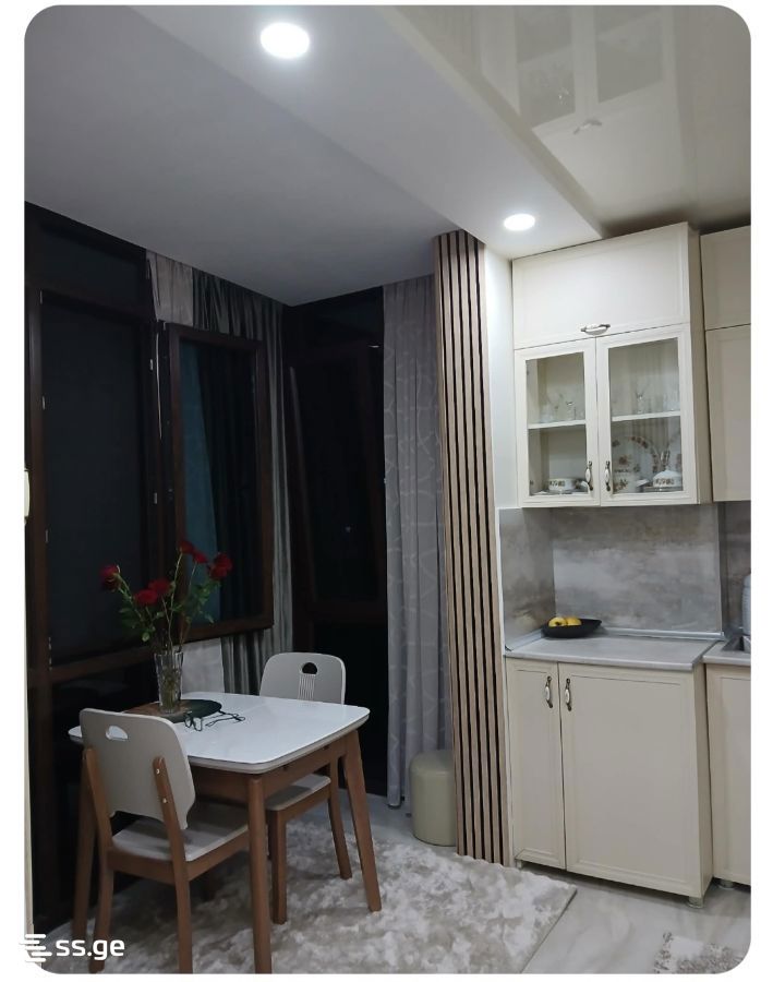 2 Room Flat Daily Rent. Qala view 8
