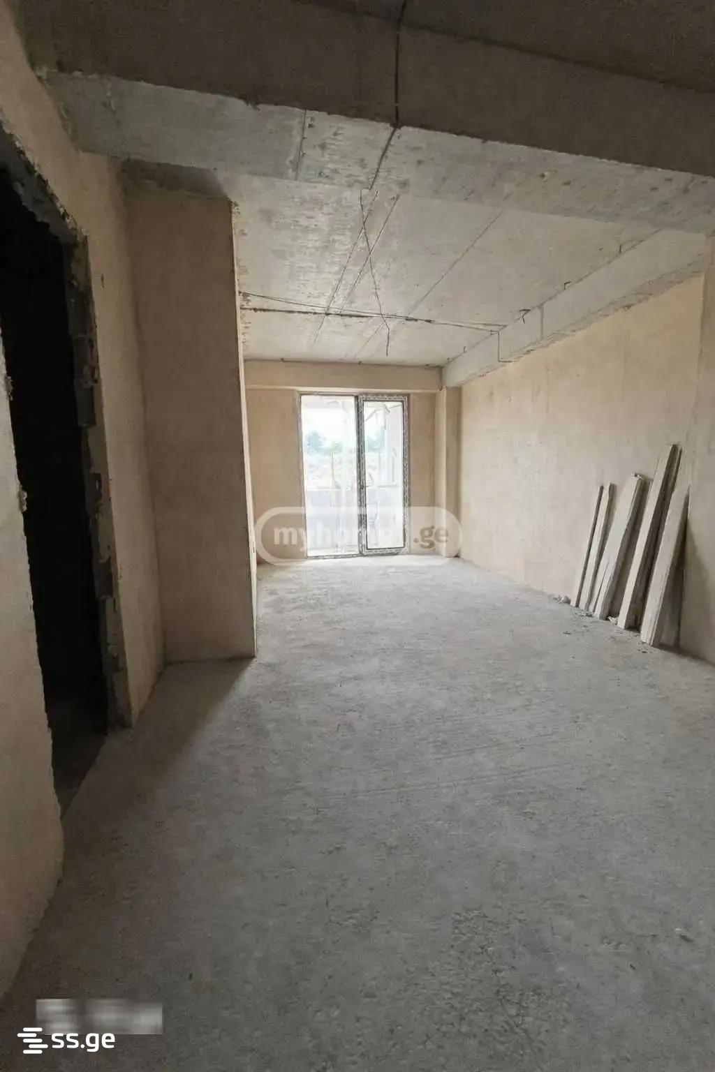 2 Room Flat For Sale view 1