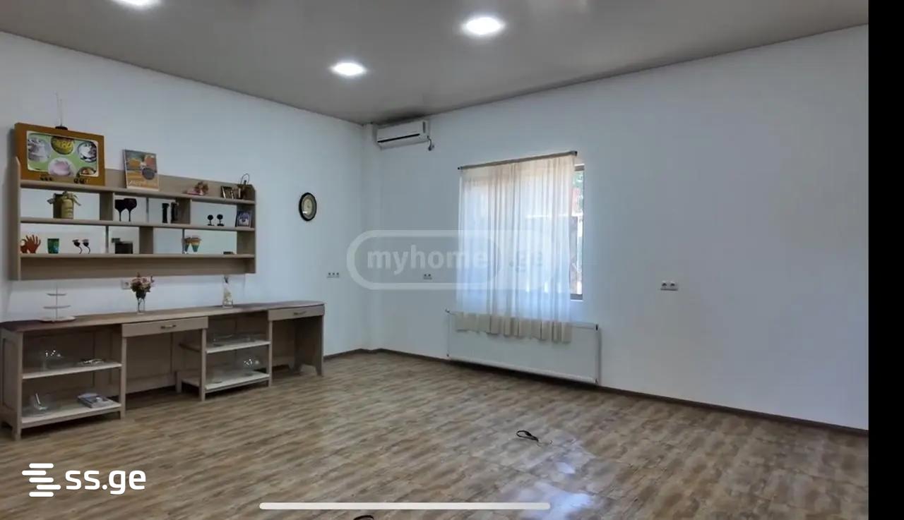 იყიდება Commercial Space ქუთაისიში view 2