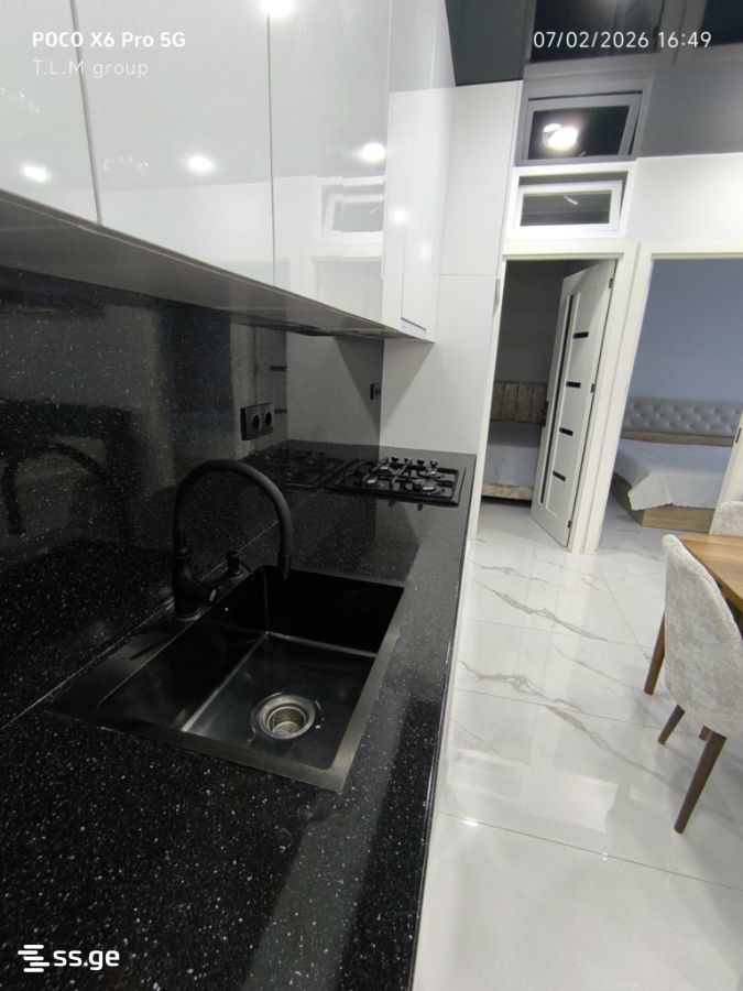 4 Room Flat For Rent. Batumi view 8