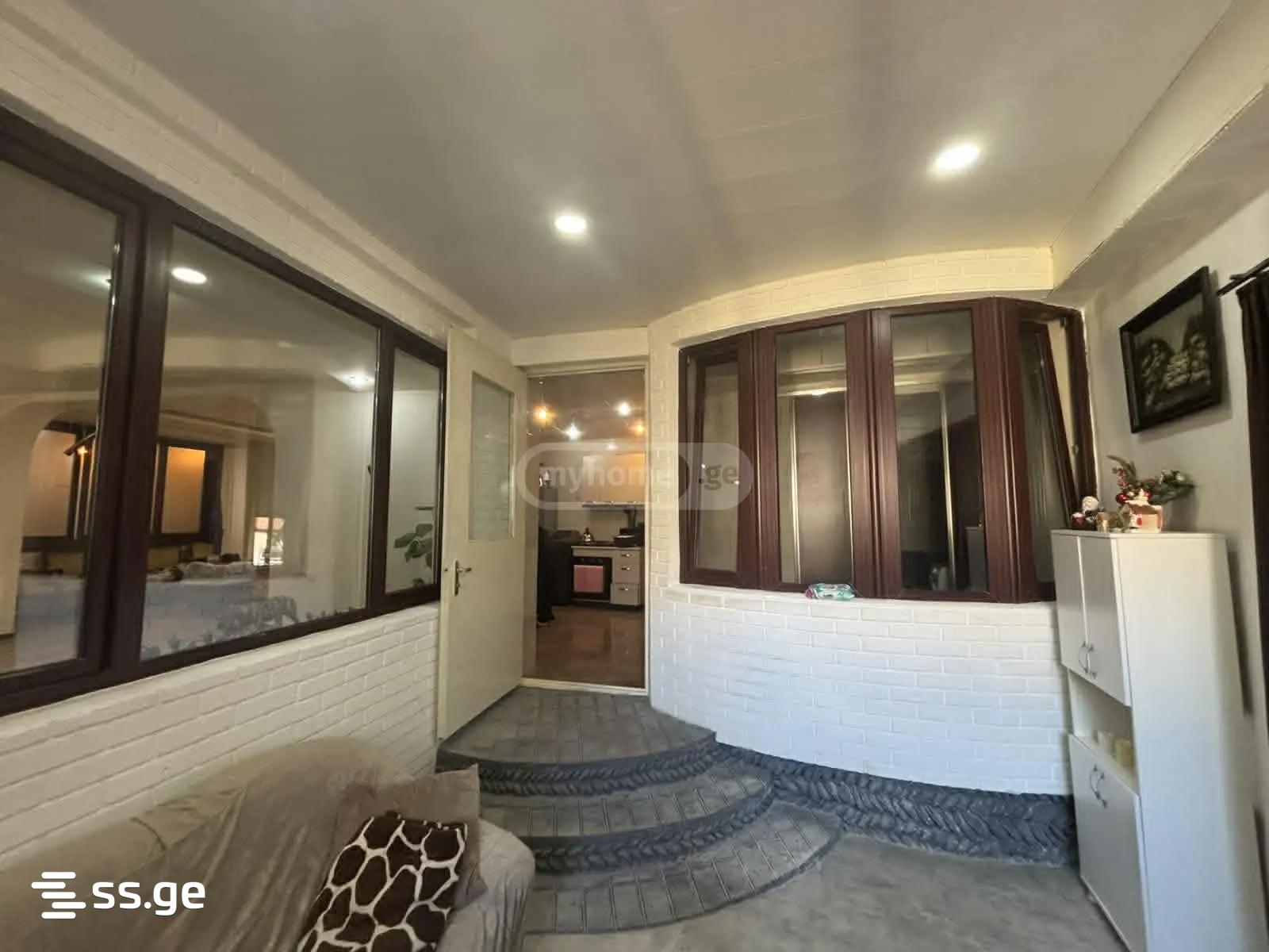 4 Room Private House For Sale view 14