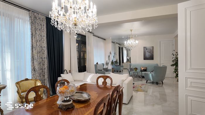 7 Room Private House For Sale view 1