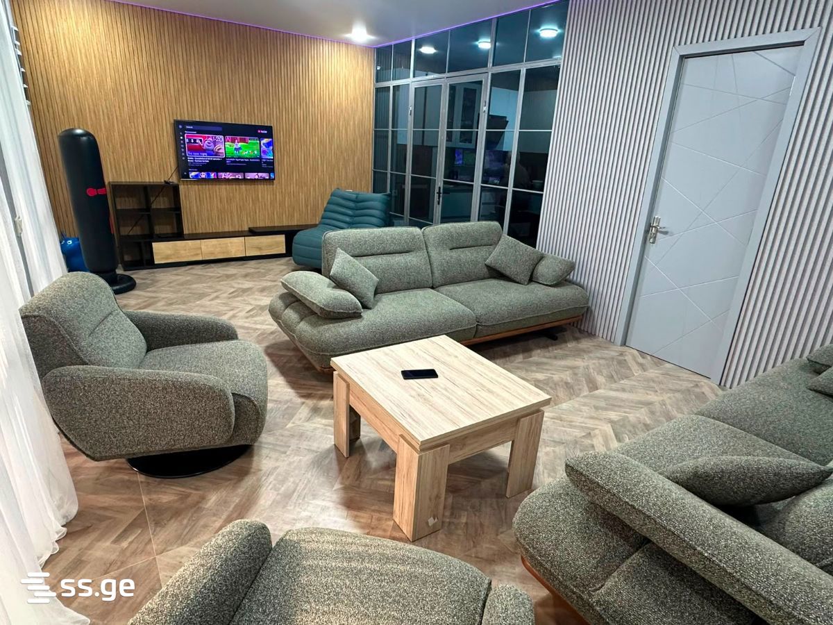 5 Room Private House For Rent. Makhindjauri view 1