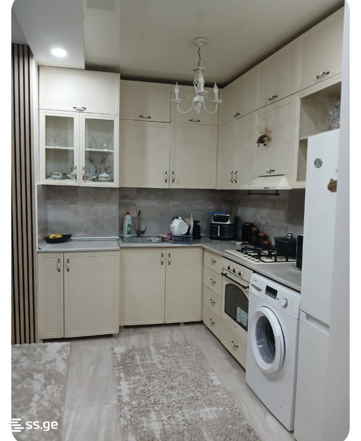 2 Room Flat Daily Rent. Qala view 6