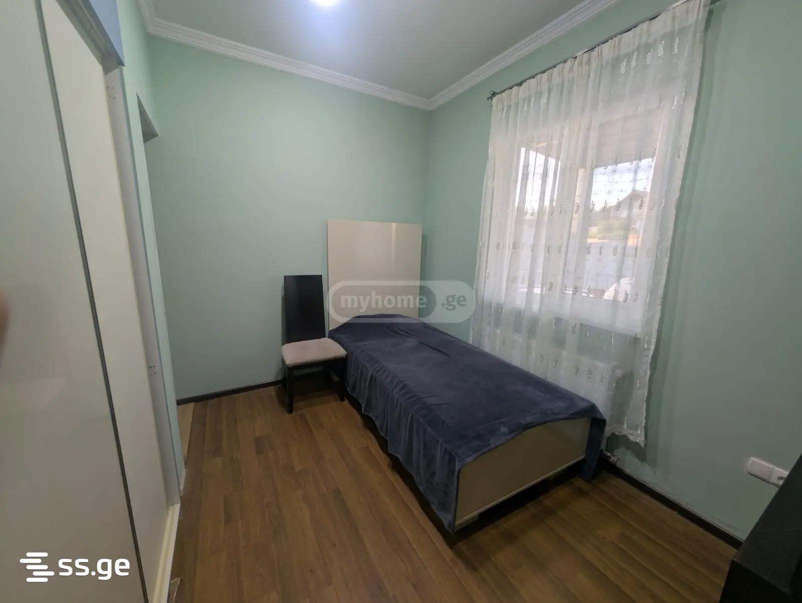 5 Room Private House For Sale view 10