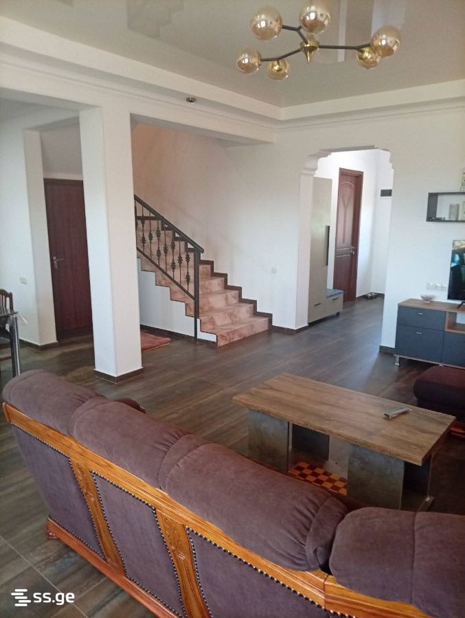 5 Room Private House For Sale view 12