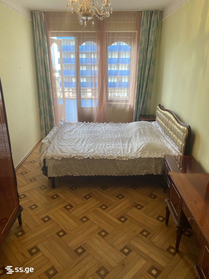 5 room Flat Daily rent. Batumi - Aanzicht 5