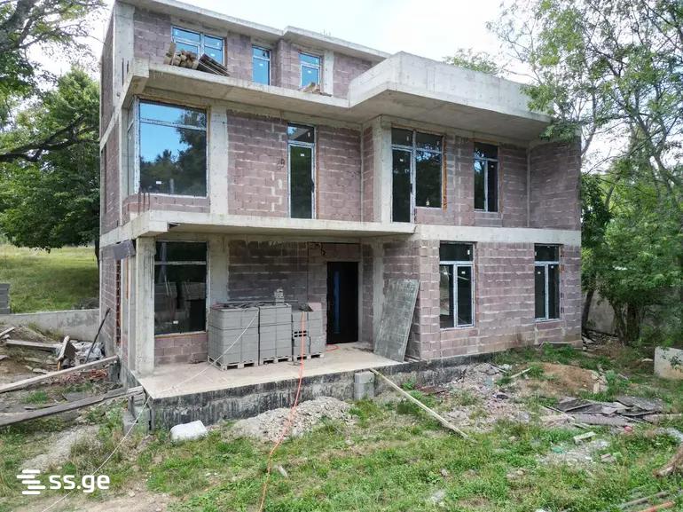 10 Room Summer Cottage For Sale. view 2