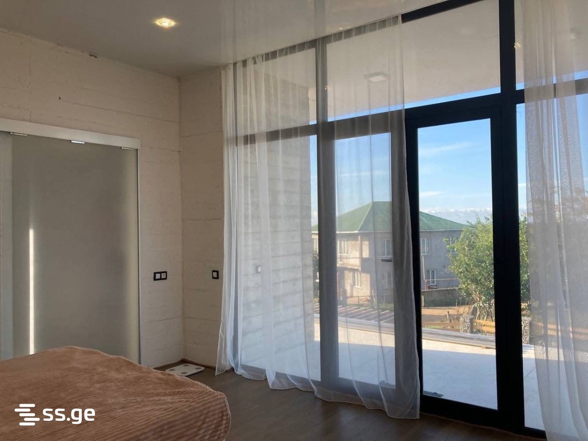 5 Room Summer Cottage For Sale view 9