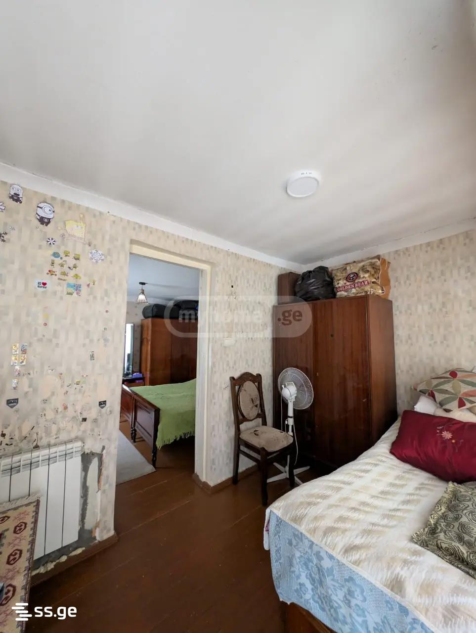 5 Room Private House For Sale view 8