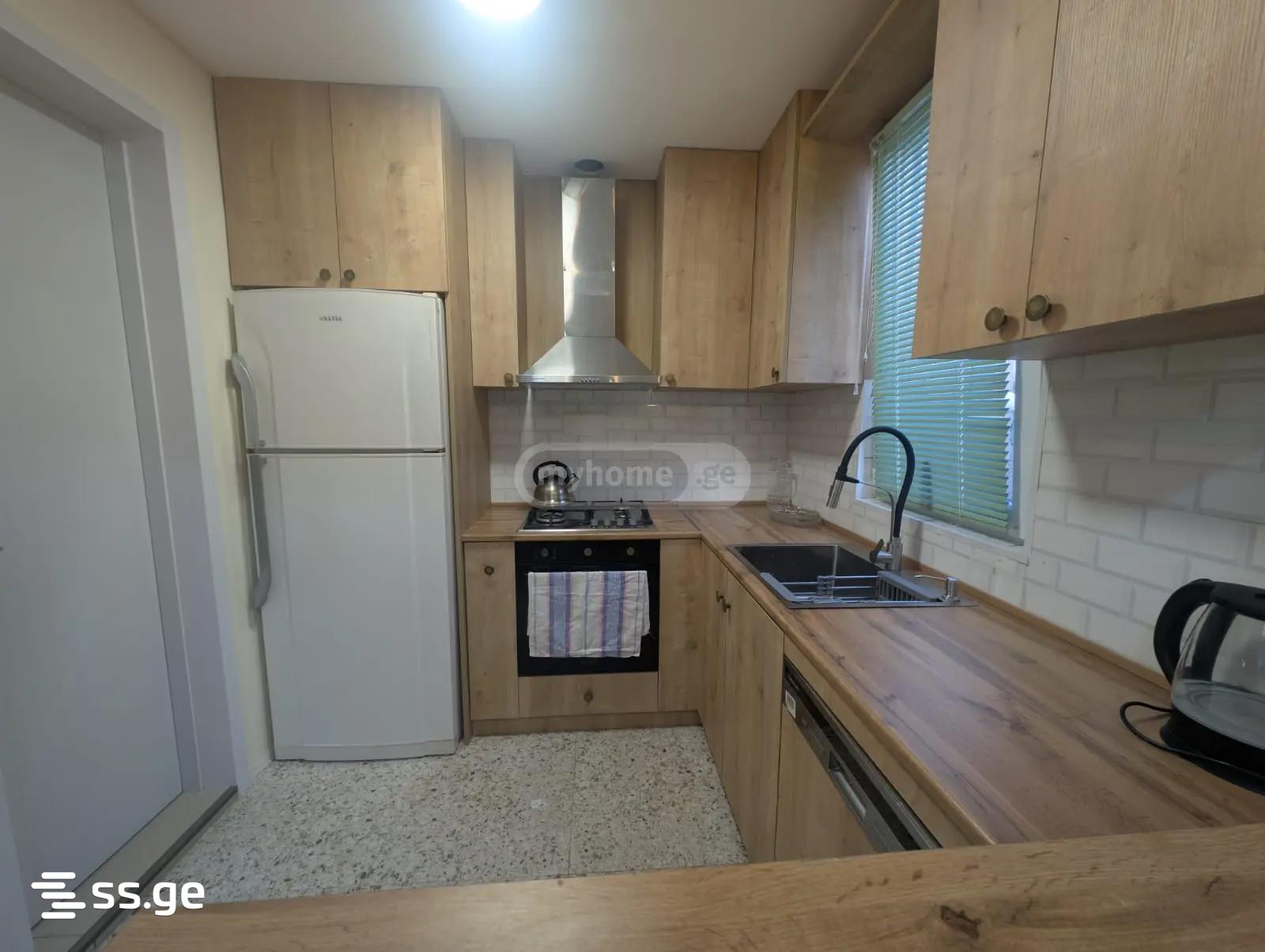 5 Room Private House For Sale view 13