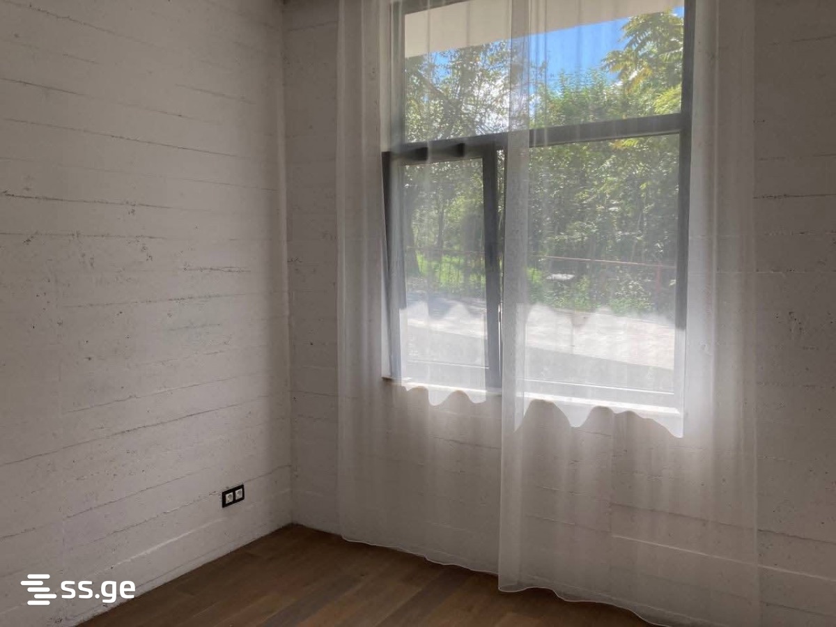 5 Room Summer Cottage For Sale view 3