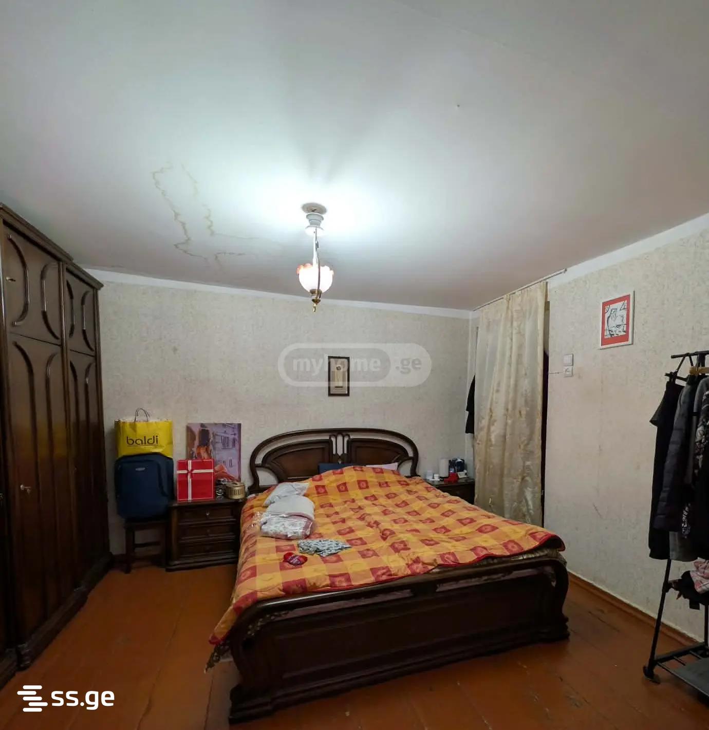 5 Room Private House For Sale view 11