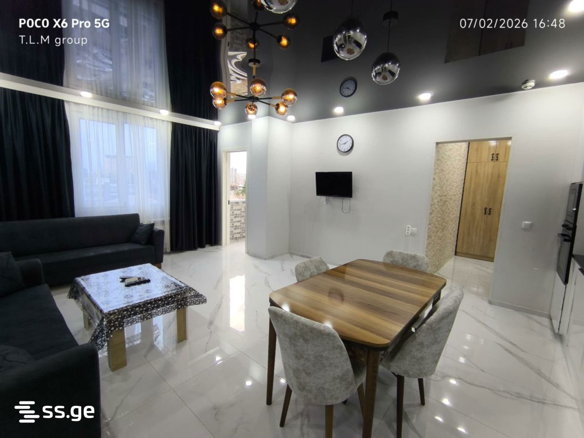 4 Room Flat For Rent. Batumi, 1 of 4