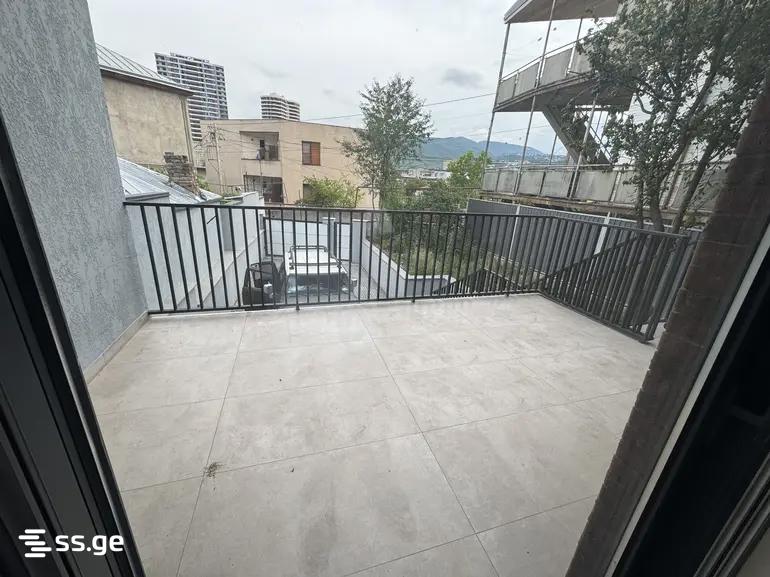5 Room Private House For Sale view 4