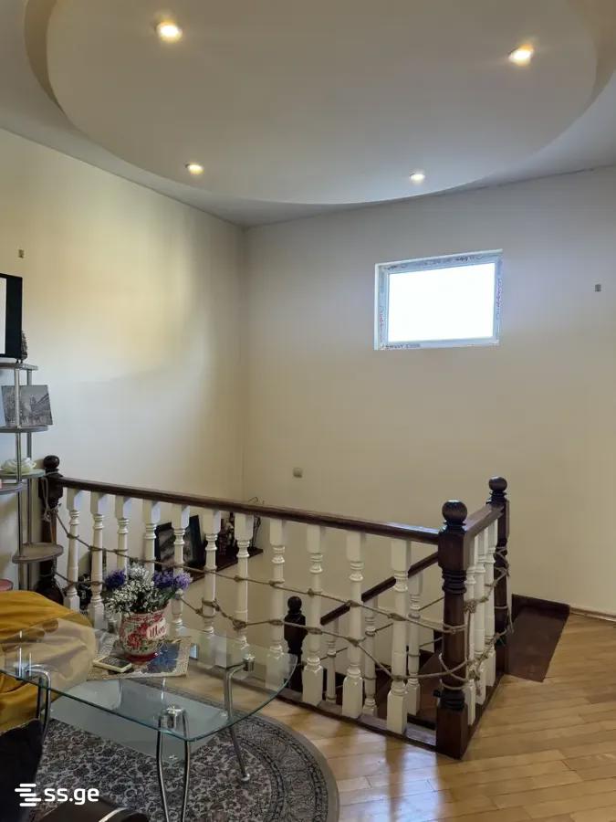6 Room Private House For Sale view 5