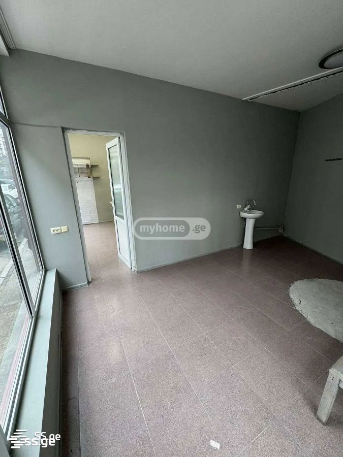 Commercial Space For Sale. Mukhiani view 8