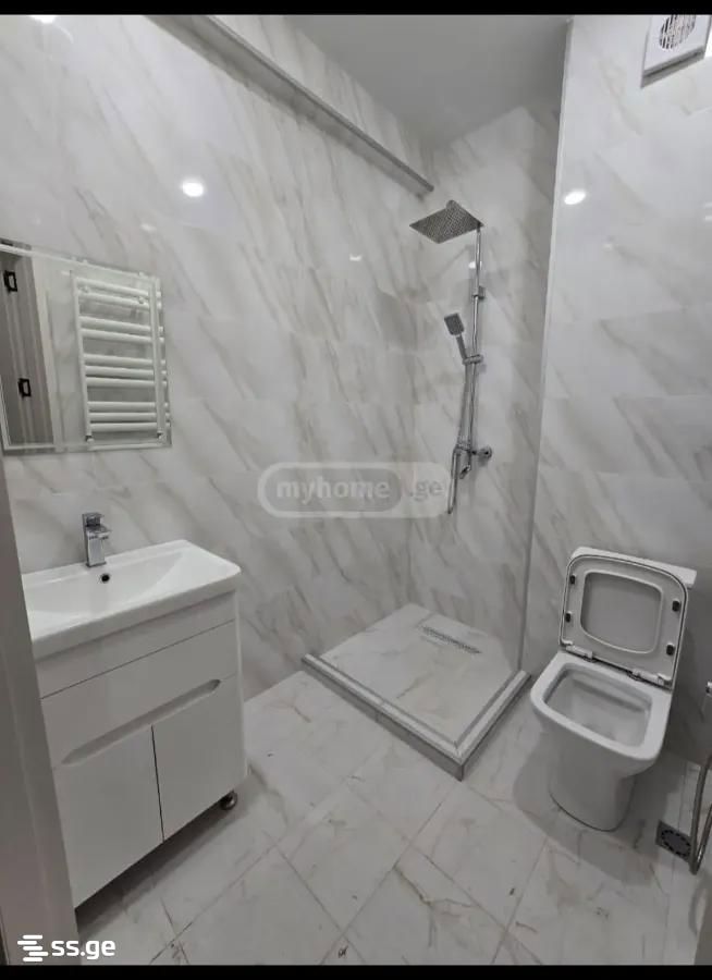 2 room Flat For Rent. Didube - Bild 6