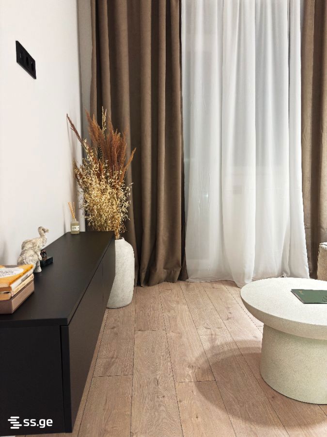 2 Room Flat For Sale view 3