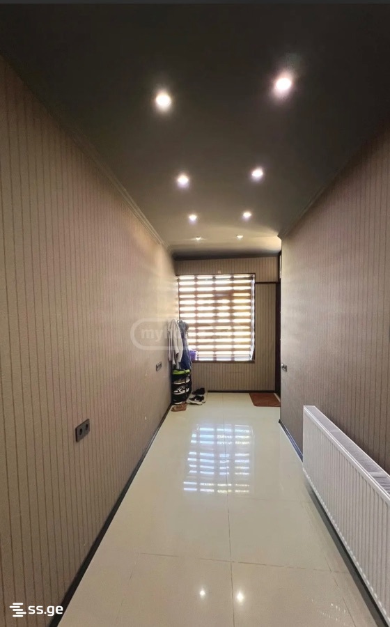 6 Room Private House For Rent. Gori view 4