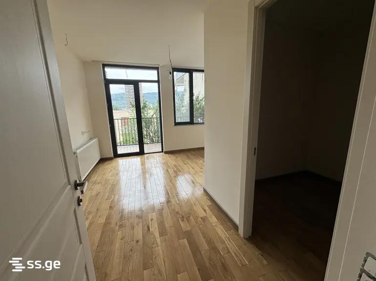 5 Room Private House For Sale view 5
