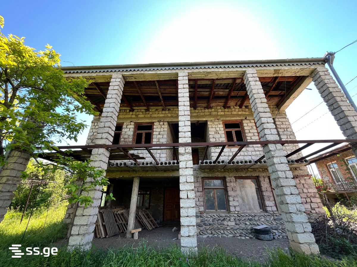 5 Room Private House For Sale view 1